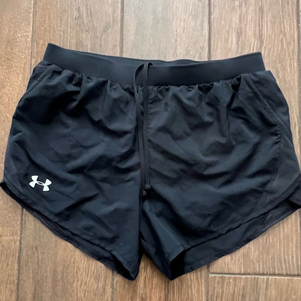 Under Armour Black Coupe Heatgear Shorts size M